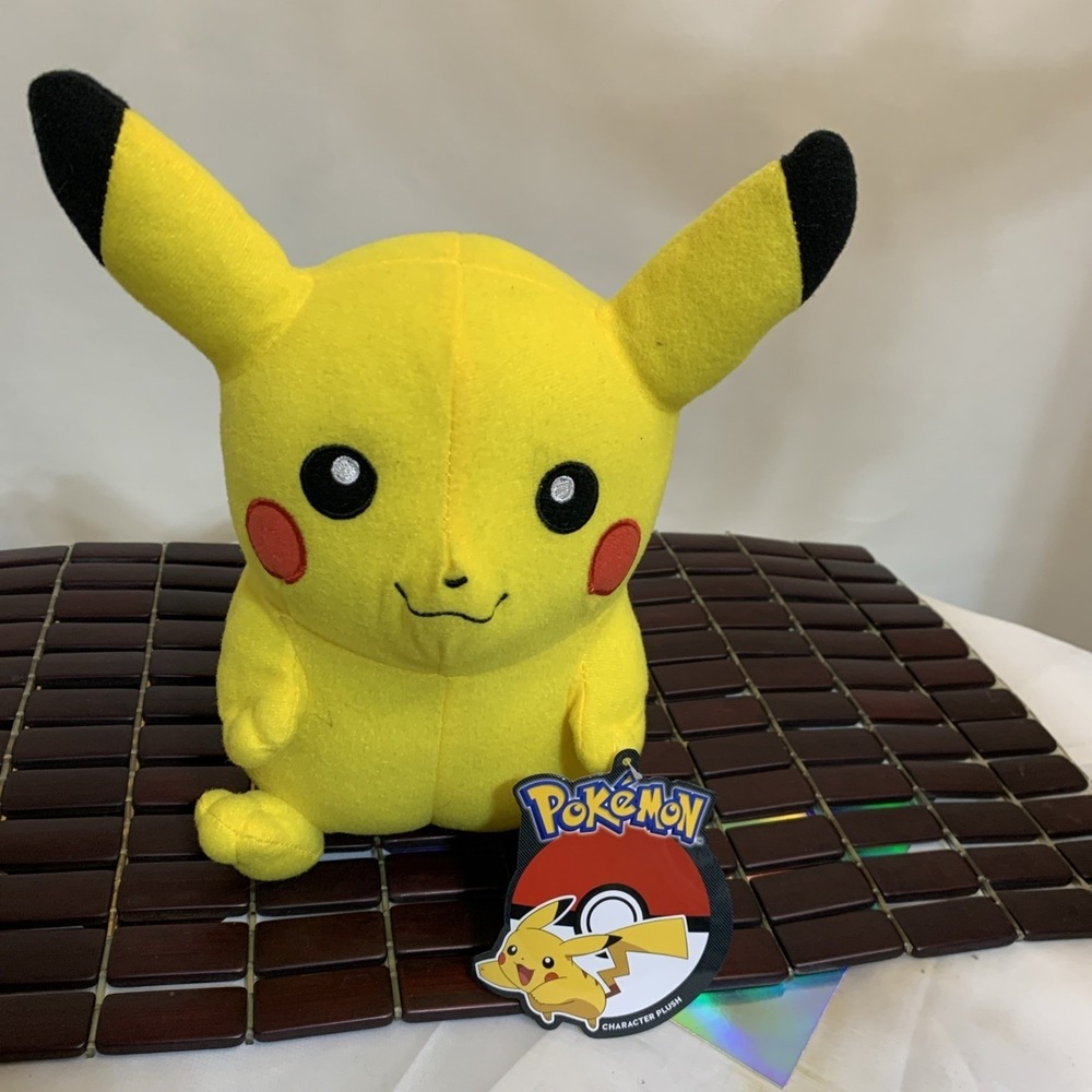 Pokemon Pikachu Plush 11" Toy Factory‎ 2020 Officially Licensed NEW WITH TAGS